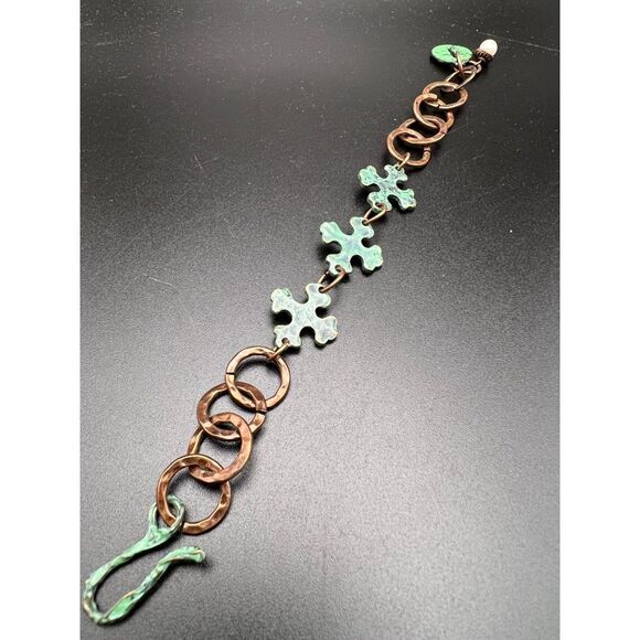 Hammered Copper and Patina Cross Bracelet - Picture 3 of 3